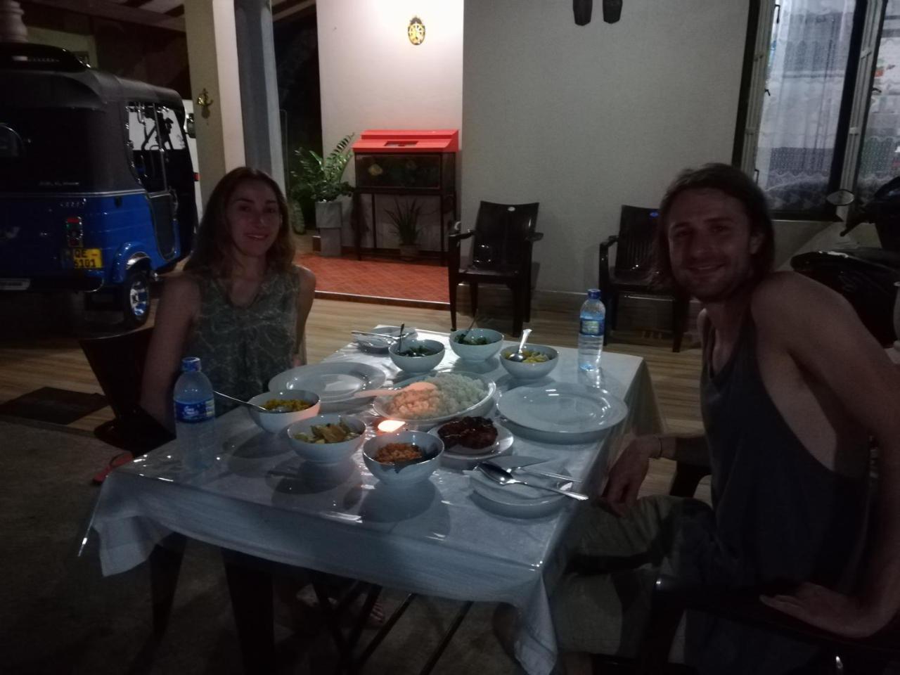 Lasindu Guest Ahangama Buitenkant foto
