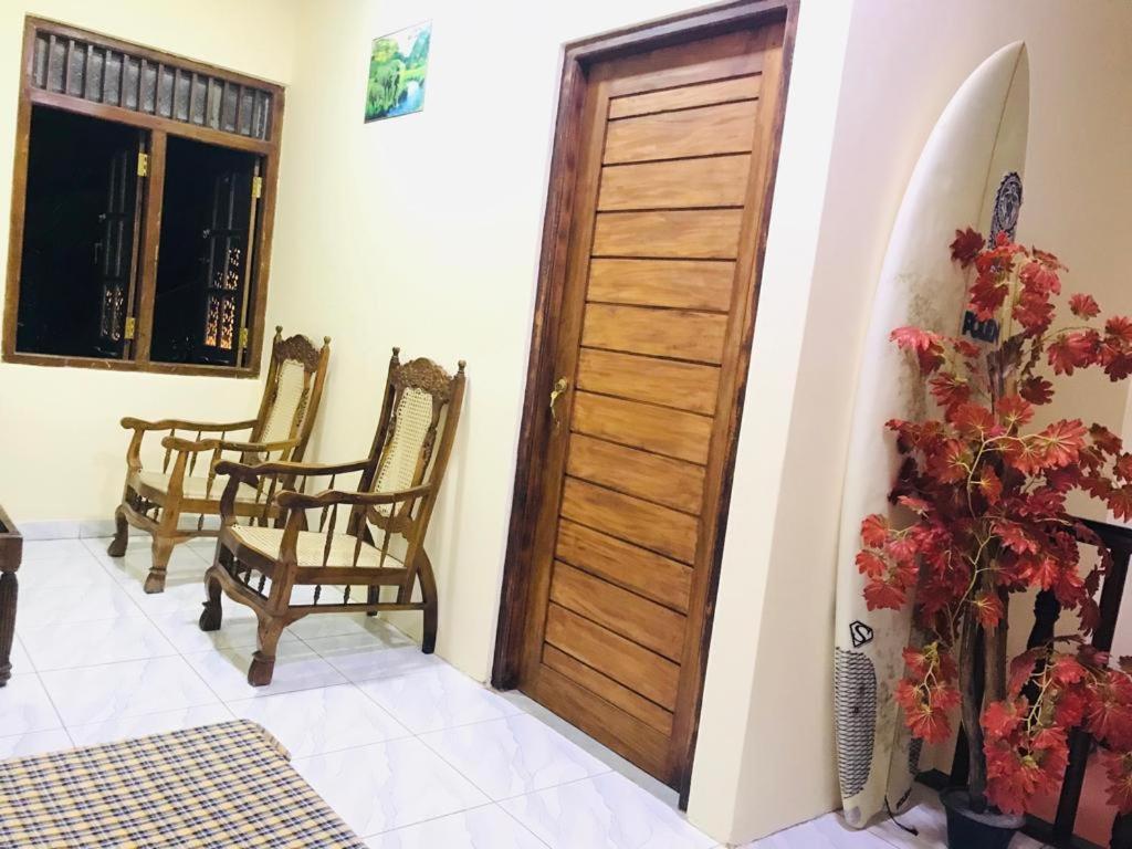 Lasindu Guest Ahangama Buitenkant foto