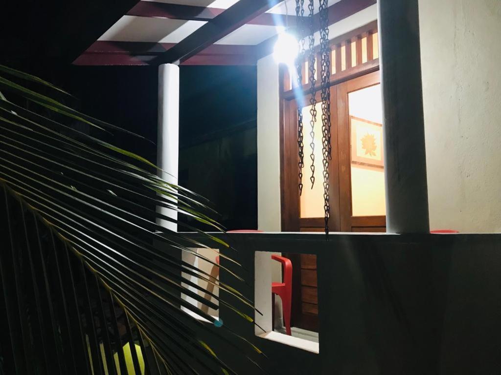 Lasindu Guest Ahangama Buitenkant foto