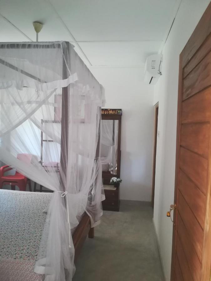 Lasindu Guest Ahangama Buitenkant foto
